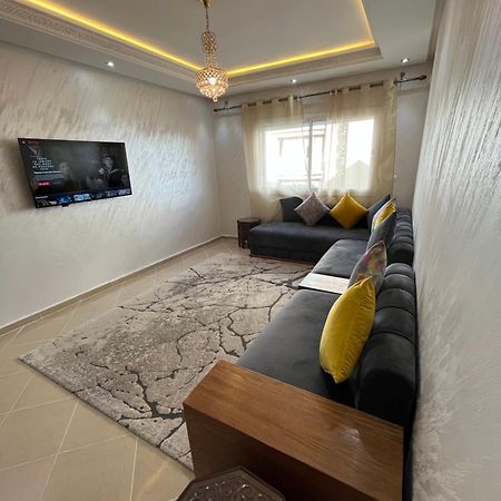 Luxury Center Town Apartment Kenitra Exterior foto